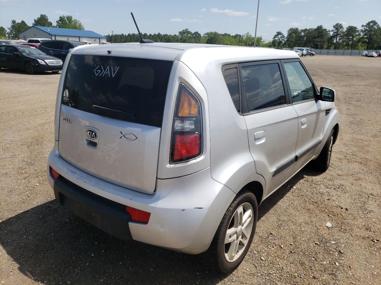 Photo 4 from auction – 2010 KIA SOUL + with VIN KNDJT2A24A7117001