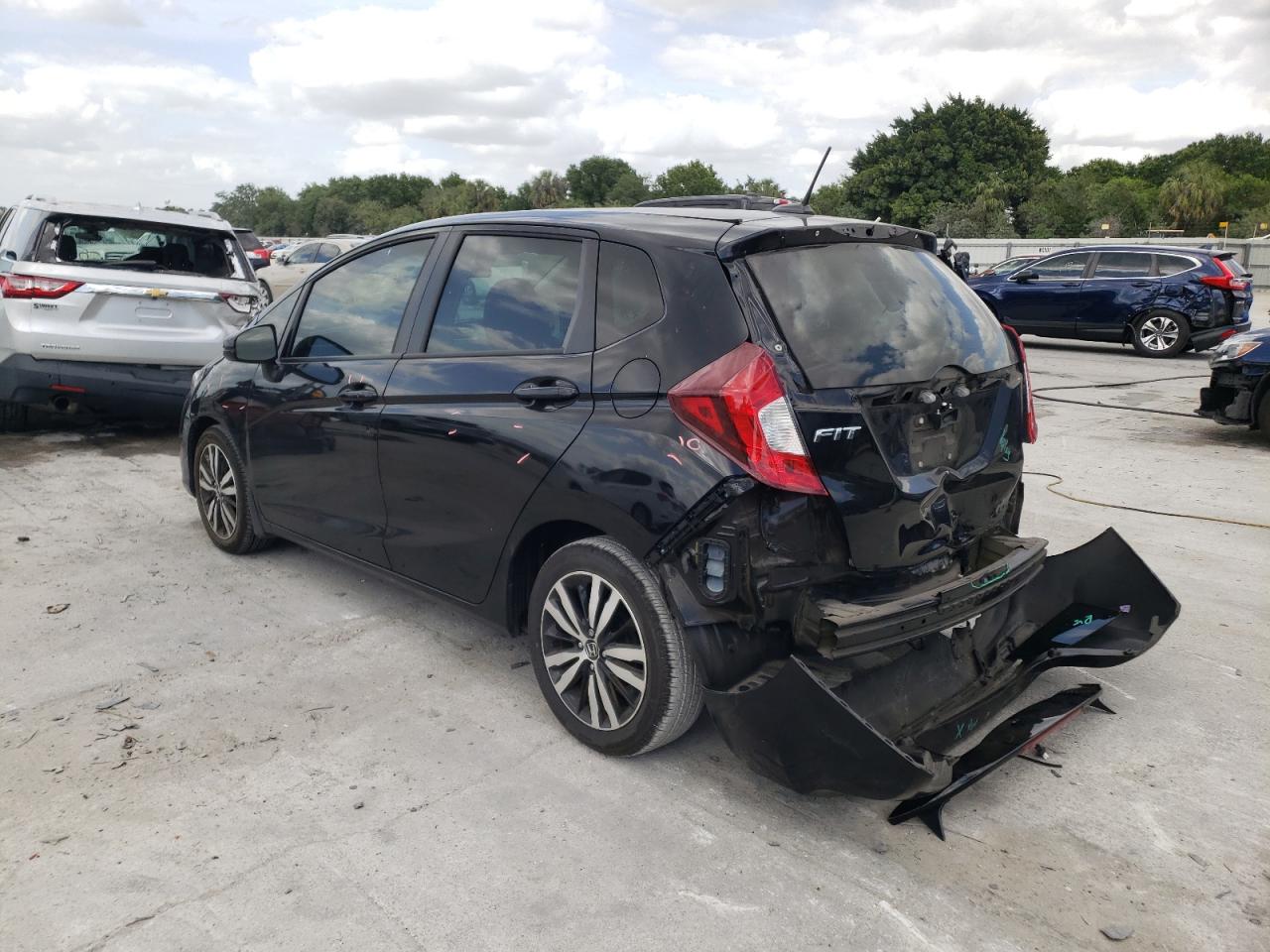 Photo 3 from auction – 2019 HONDA FIT EX with VIN 3HGGK5H82KM740456