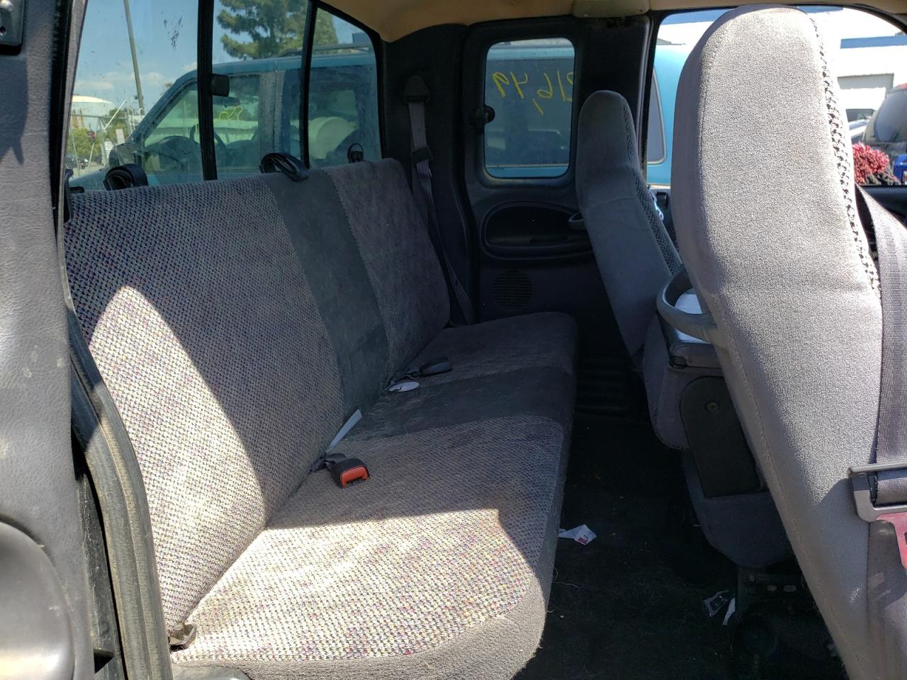 Zdjęcie 6 z aukcji – 2001 DODGE RAM 1500 z VIN 3B7HC13Y01G775882