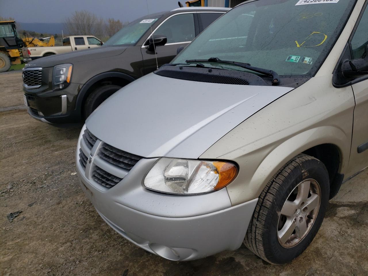 Photo 10 from auction – 2006 DODGE GRAND CARA with VIN 1D4GP24R16B709311