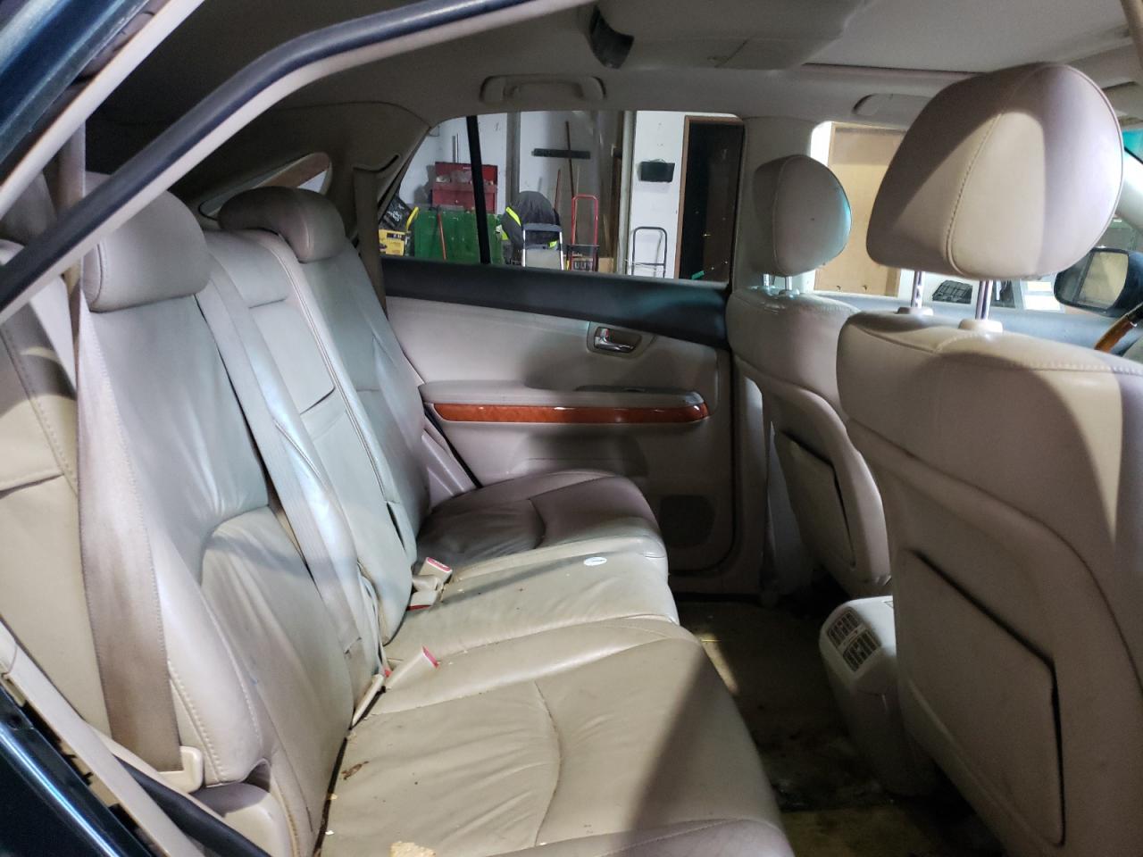 Photo 6 from auction – 2004 LEXUS RX 330 with VIN JTJHA31U240047004