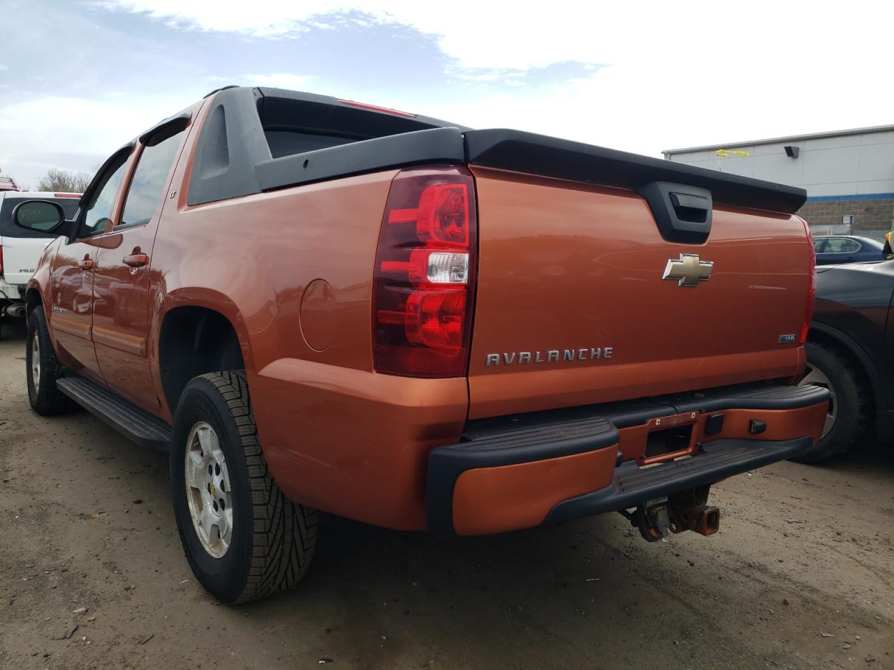 Photo 3 from auction – 2007 CHEVROLET AVALANCHE with VIN 3GNFK12387G150453
