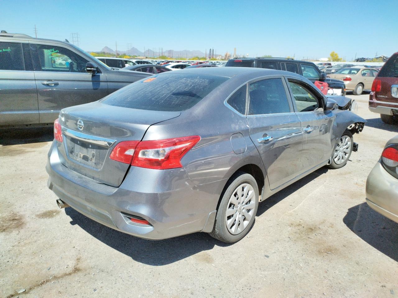 Photo 4 from auction – 2019 NISSAN SENTRA S with VIN 3N1AB7AP0KY441237