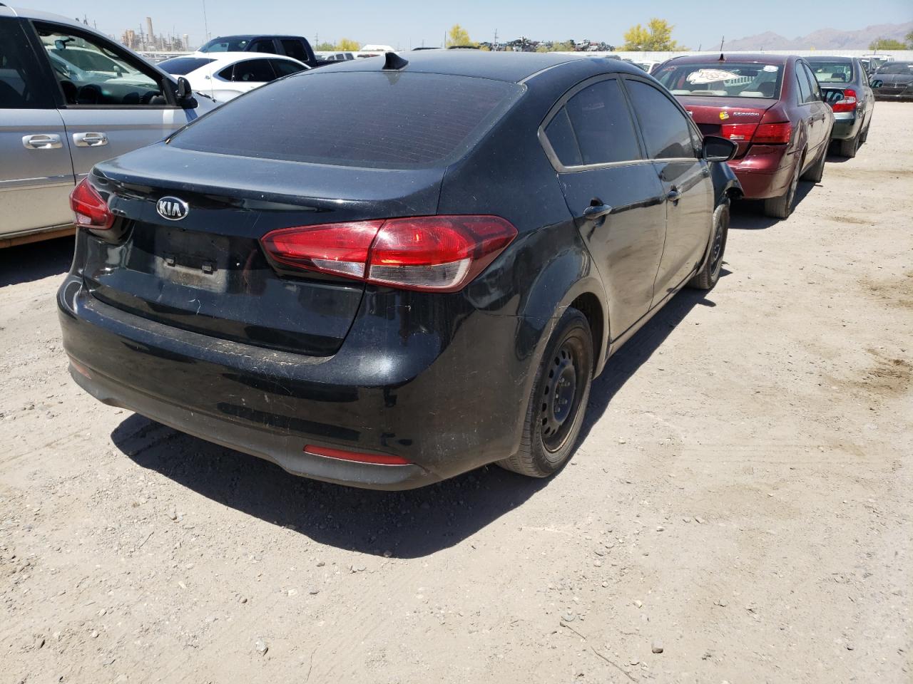 Photo 4 from auction – 2017 KIA FORTE LX with VIN 3KPFL4A74HE129897