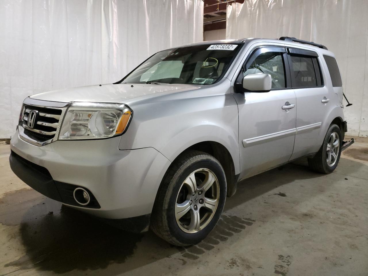 Photo 2 from auction – 2014 HONDA PILOT EXL with VIN 5FNYF4H54EB025503