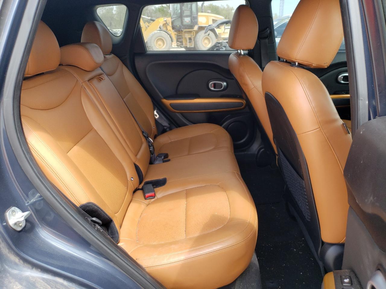 Photo 6 from auction – 2015 KIA SOUL ! with VIN KNDJX3A55F7128844