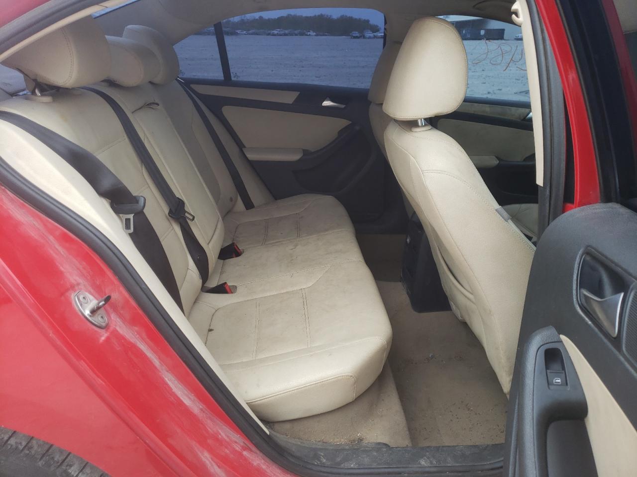 Photo 6 from auction – 2012 VOLKSWAGEN JETTA SE with VIN 3VWDX7AJ0CM403231
