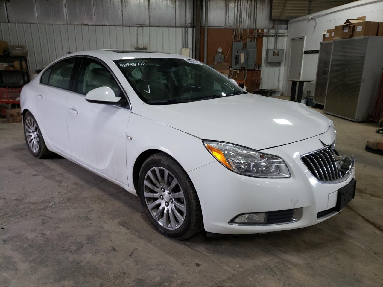 BUICK REGAL CXL 2011 with VIN W04GS5EC5B1008384 - Photo from auction