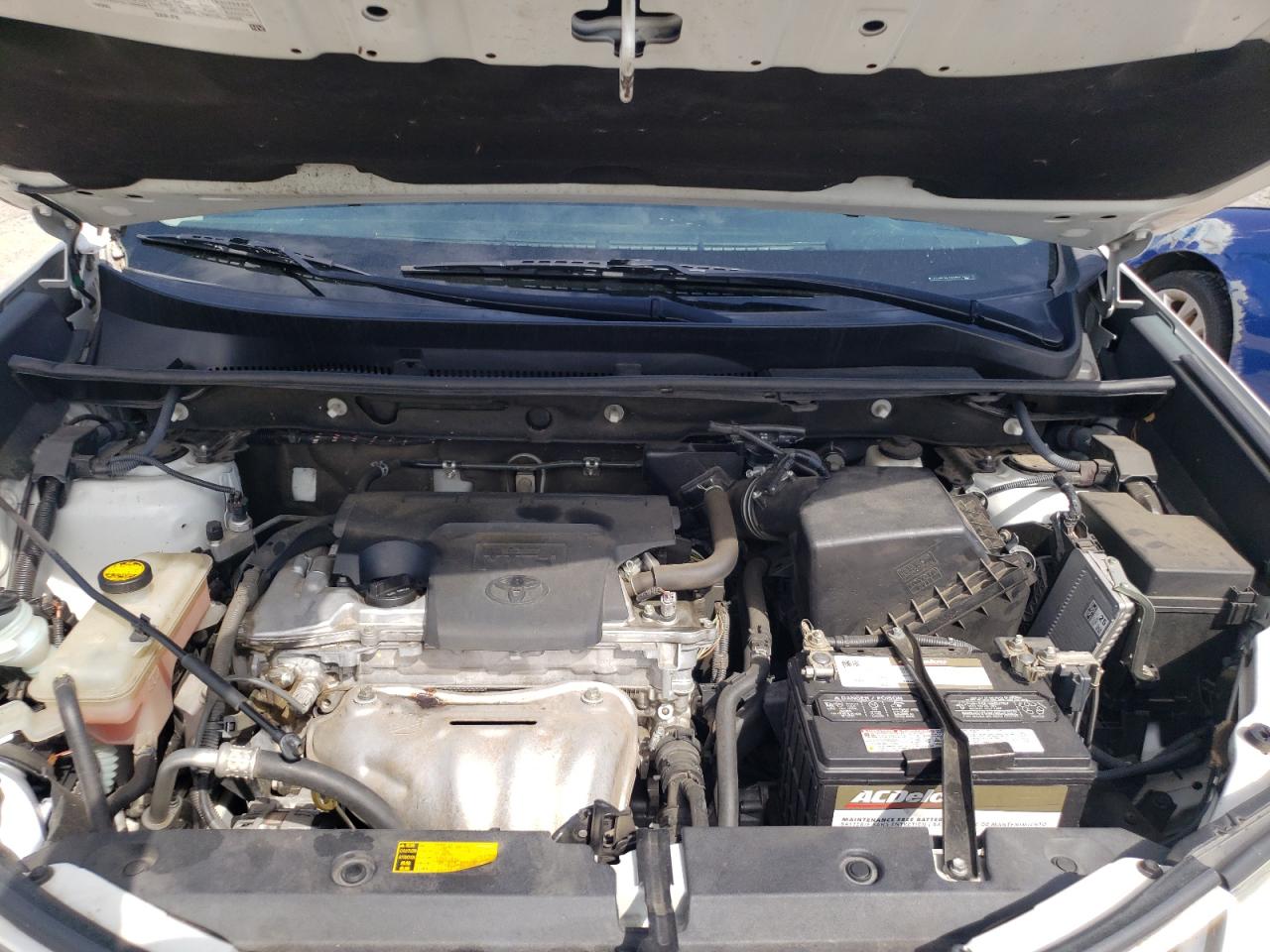 Photo 7 from auction – 2013 TOYOTA RAV4 XLE with VIN 2T3WFREVXDW071547