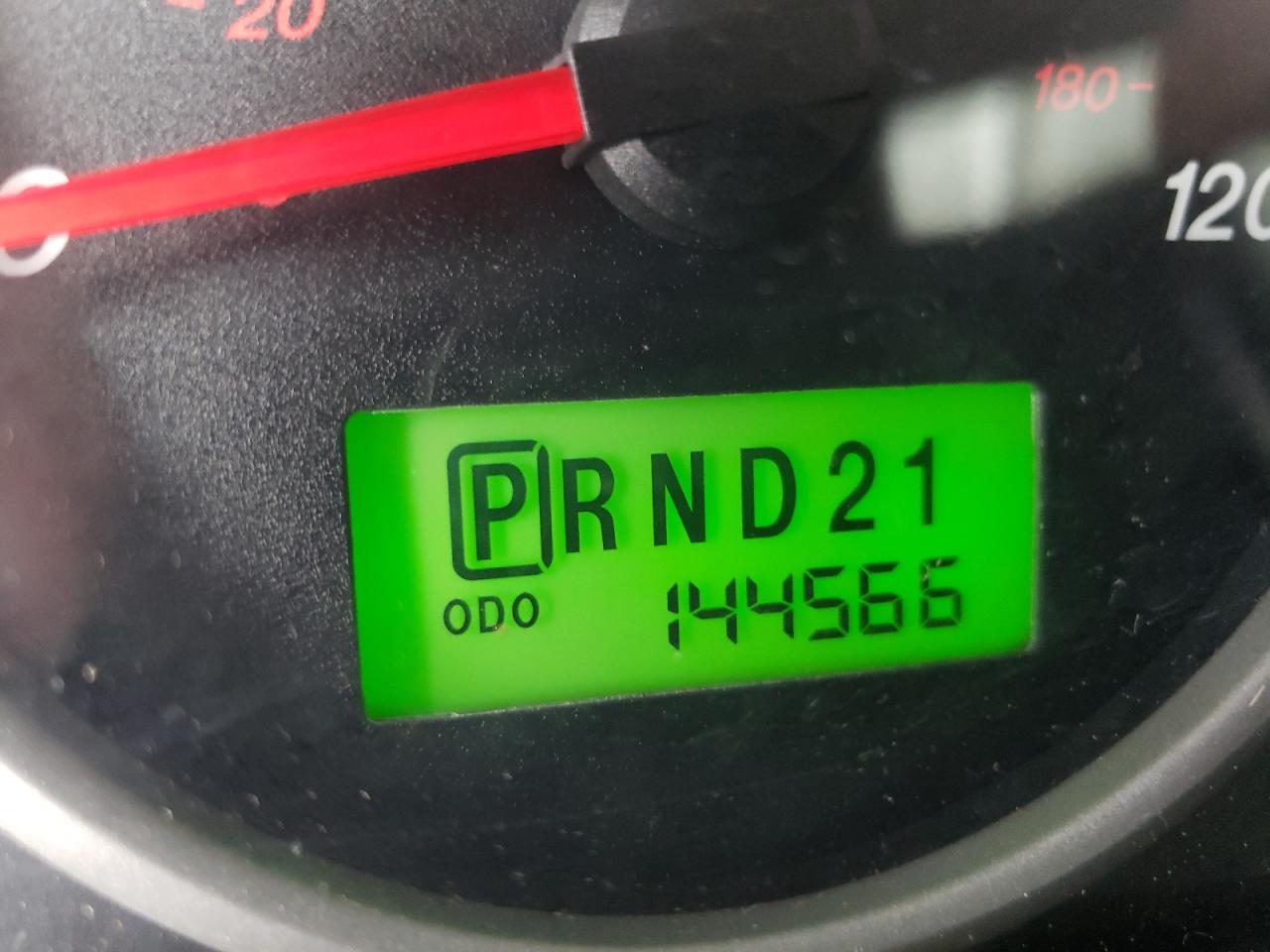 Photo 8 from auction – 2005 MAZDA TRIBUTE S with VIN 4F2CZ96125KM25173