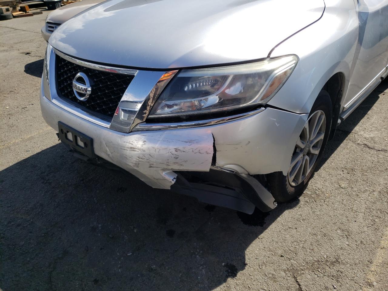 Photo 9 from auction – 2014 NISSAN PATHFINDER with VIN 5N1AR2MM7EC706113