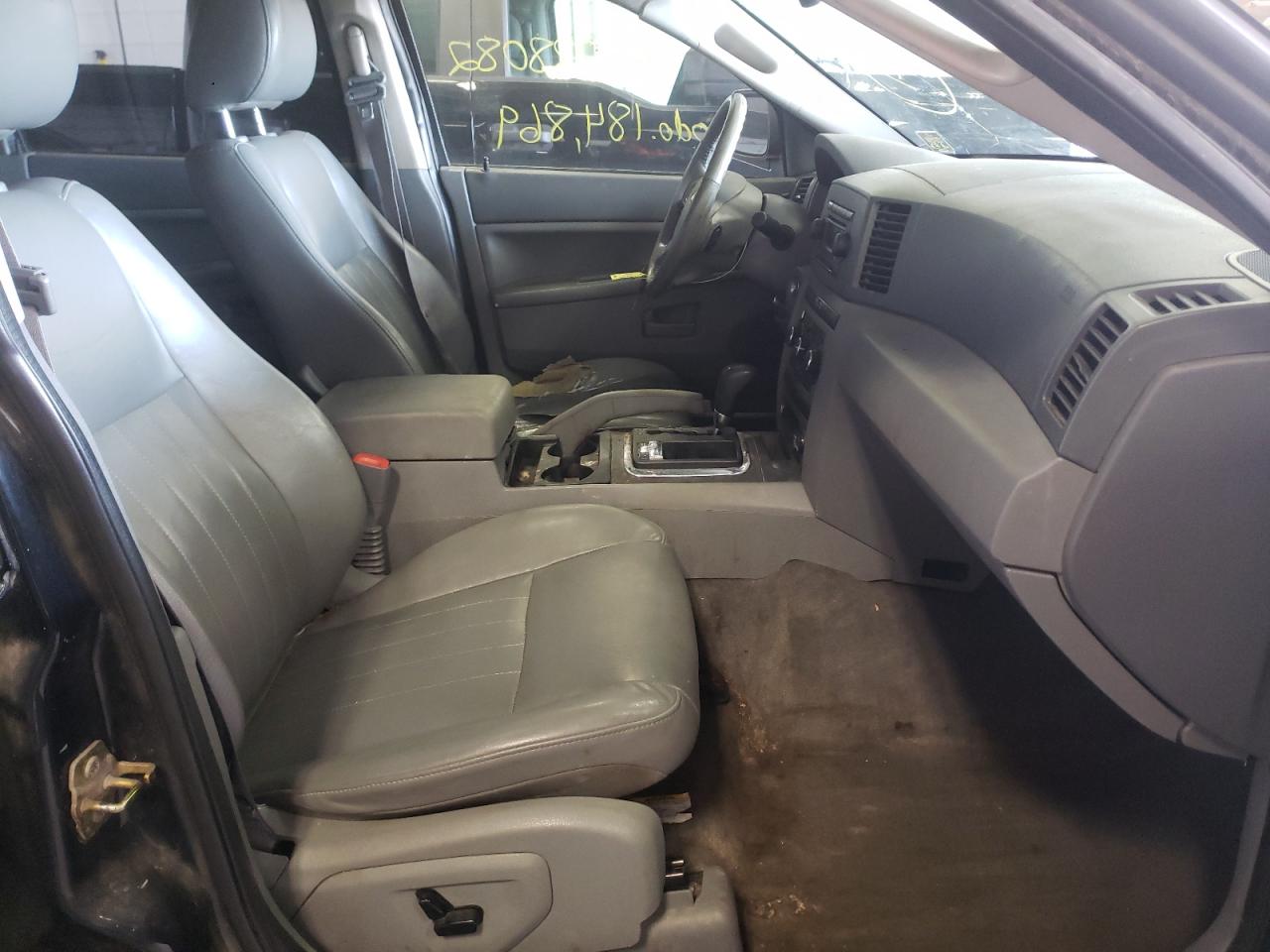 Photo 5 from auction – 2005 JEEP GRAND CHER with VIN 1J4HR48N35C691489