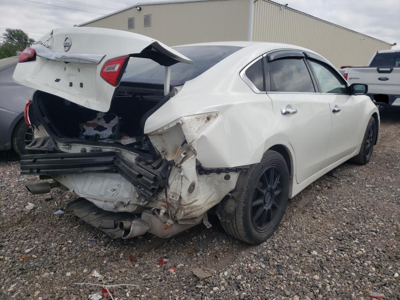 Photo 4 from auction – 2016 NISSAN ALTIMA 2.5 with VIN 1N4AL3AP2GC185465