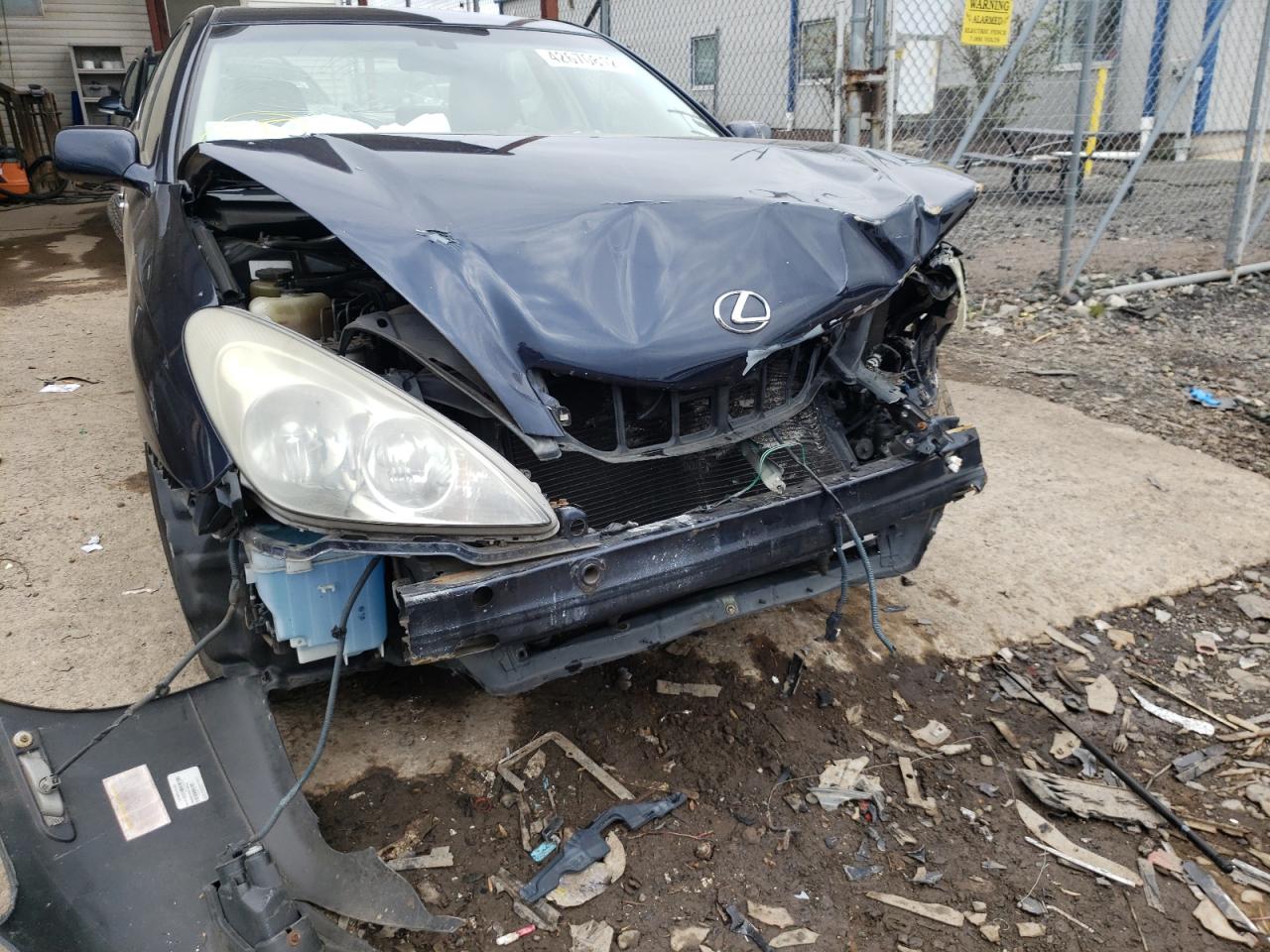 Photo 9 from auction – 2003 LEXUS ES 300 with VIN JTHBF30G630103819