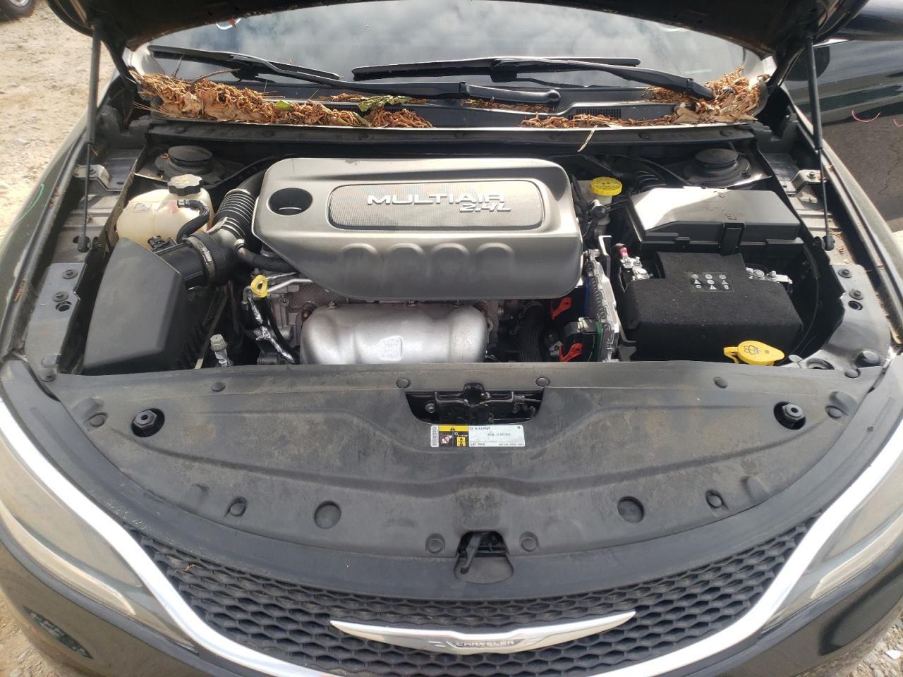 Photo 7 from auction – 2017 CHRYSLER 200 LIMITE with VIN 1C3CCCABXHN510669