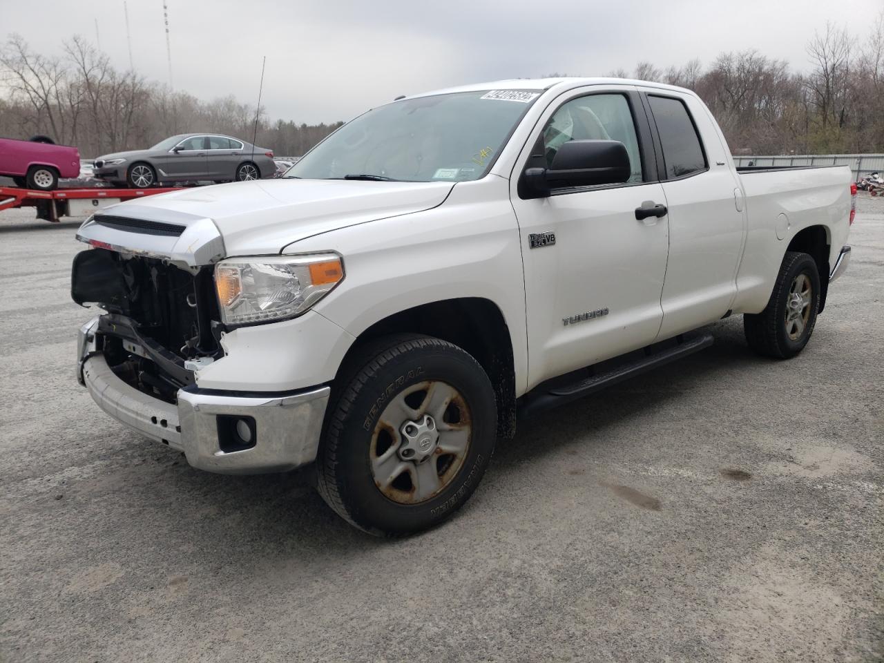 Photo 2 from auction – 2014 TOYOTA TUNDRA DOU with VIN 5TFUY5F13EX379002