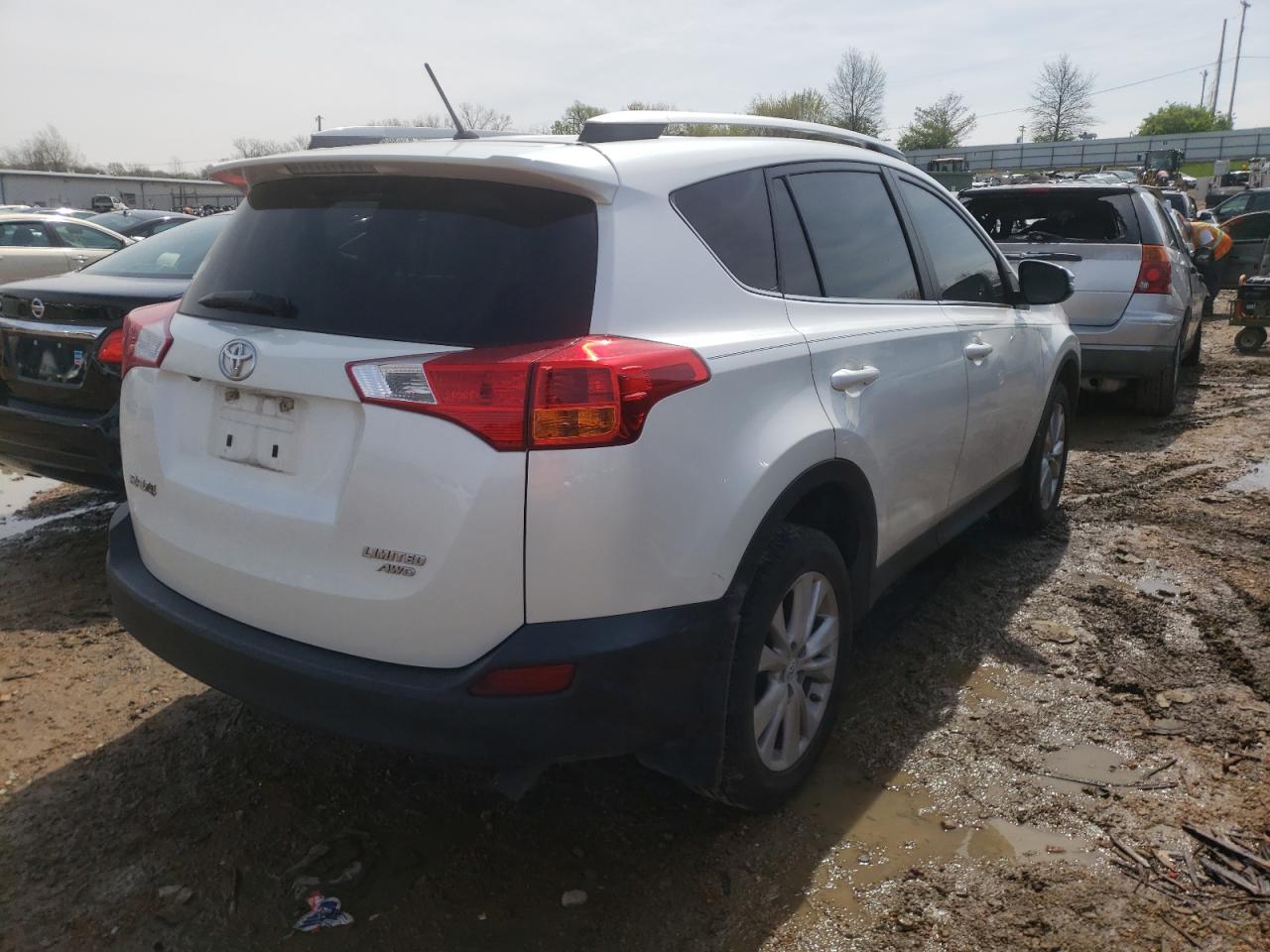 Photo 4 from auction – 2013 TOYOTA RAV4 LIMIT with VIN 2T3DFREV5DW071950
