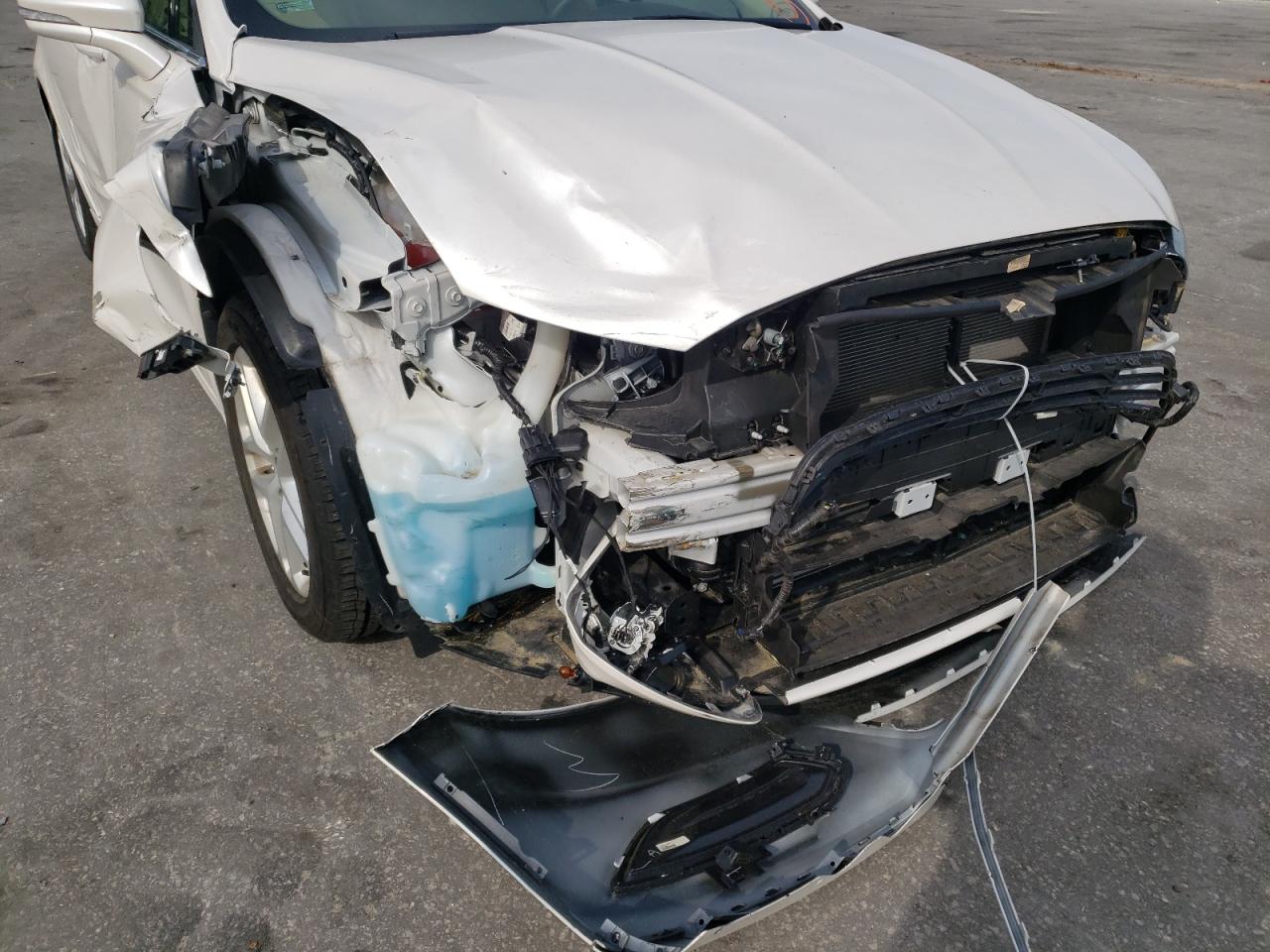 Photo 9 from auction – 2013 FORD FUSION SE with VIN 3FA6P0HR9DR375504