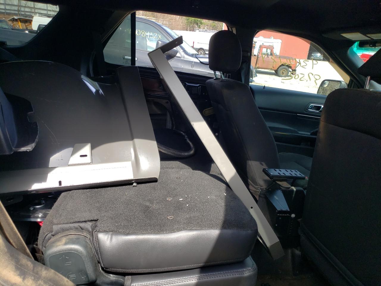 Photo 6 from auction – 2016 FORD EXPLORER P with VIN 1FM5K8AR1GGA08438