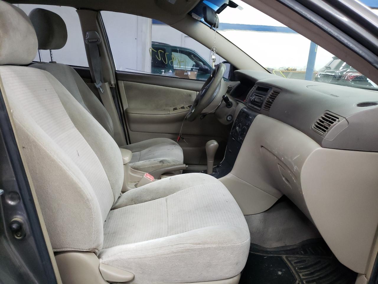 Photo 5 from auction – 2006 TOYOTA COROLLA CE with VIN 1NXBR32E56Z756025