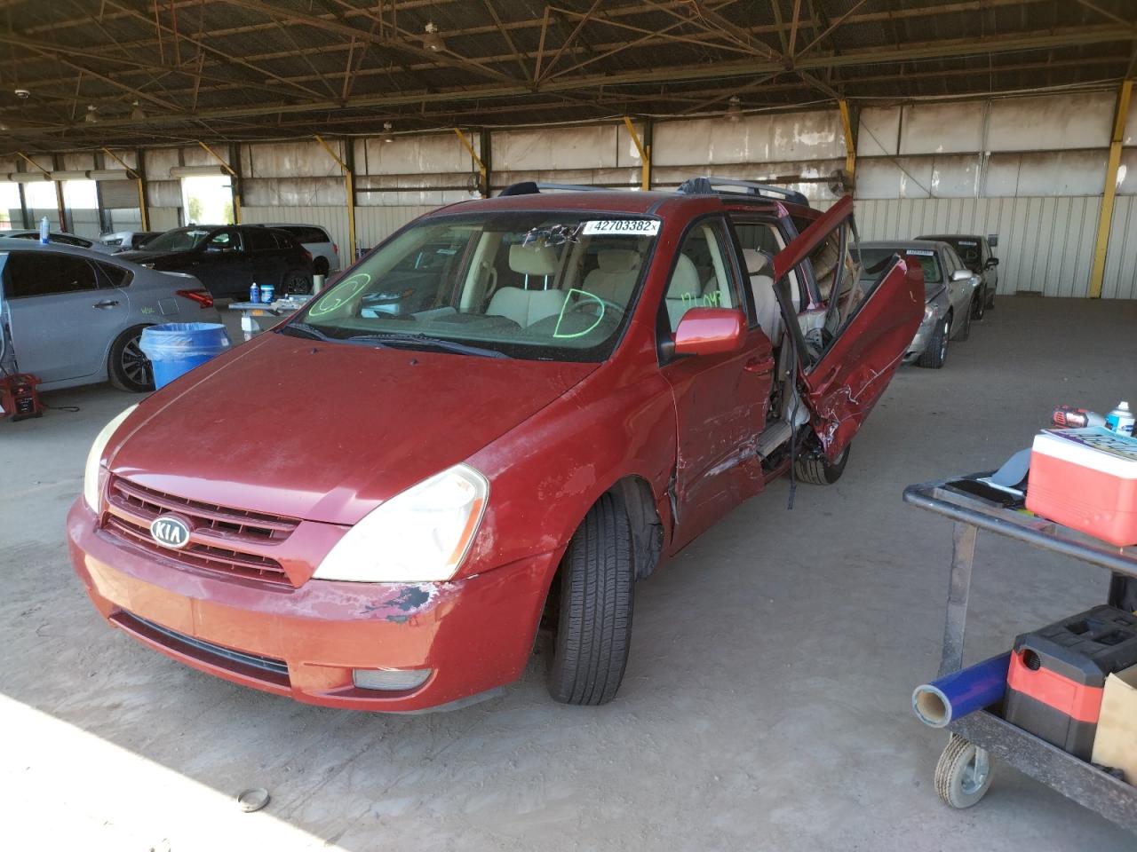 Photo 2 from auction – 2008 KIA SEDONA EX with VIN KNDMB233X86251128