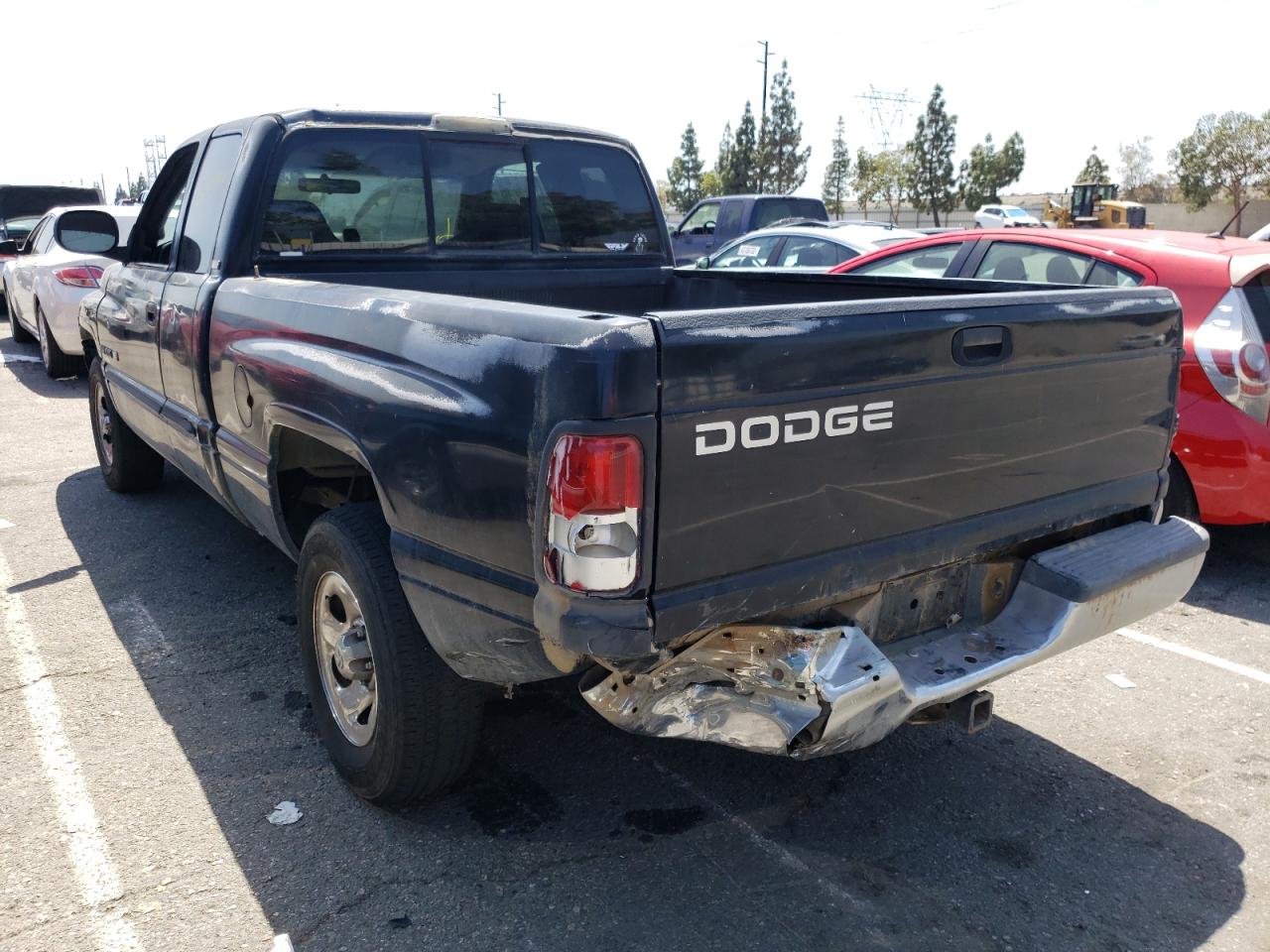 Photo 3 from auction – 2001 DODGE RAM 1500 with VIN 3B7HC13Y01G775882