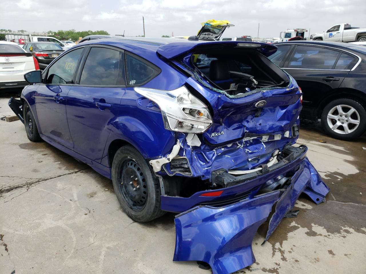 Photo 3 from auction – 2014 FORD FOCUS ST with VIN 1FADP3L98EL276043