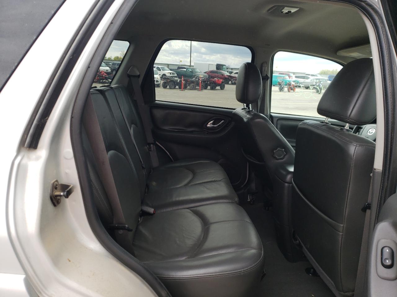 Photo 6 from auction – 2005 MAZDA TRIBUTE S with VIN 4F2CZ96125KM25173
