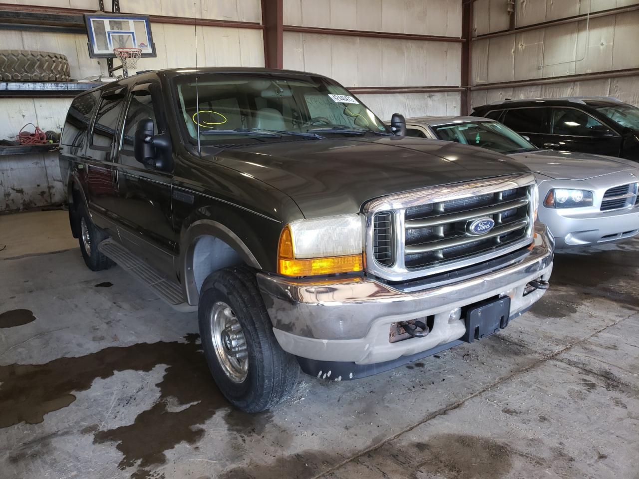 FORD EXCURSION 2000 with VIN 1FMNU43S0YEE35450 - Photo from auction