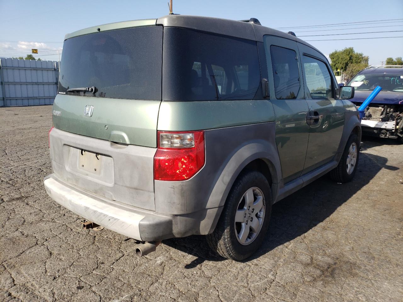 Photo 4 from auction – 2005 HONDA ELEMENT EX with VIN 5J6YH286X5L013144