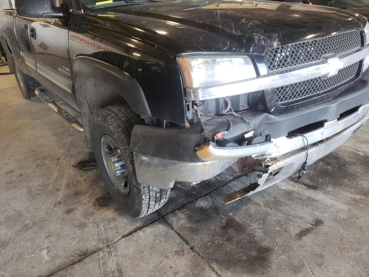 Photo 9 from auction – 2003 CHEVROLET SILVERADO with VIN 1GCHK29133E273591