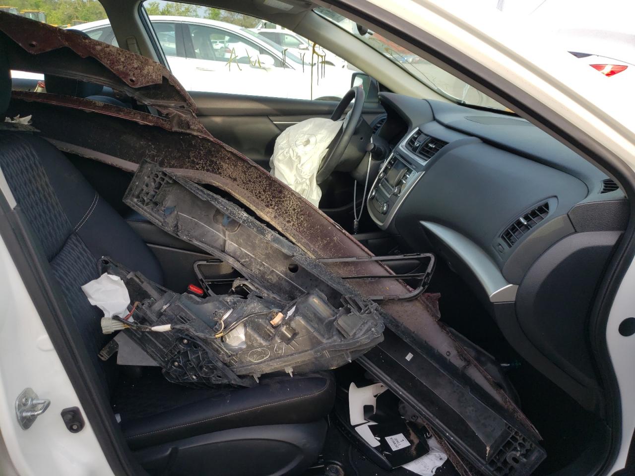 Photo 5 from auction – 2017 NISSAN ALTIMA 2.5 with VIN 1N4AL3AP1HN362318