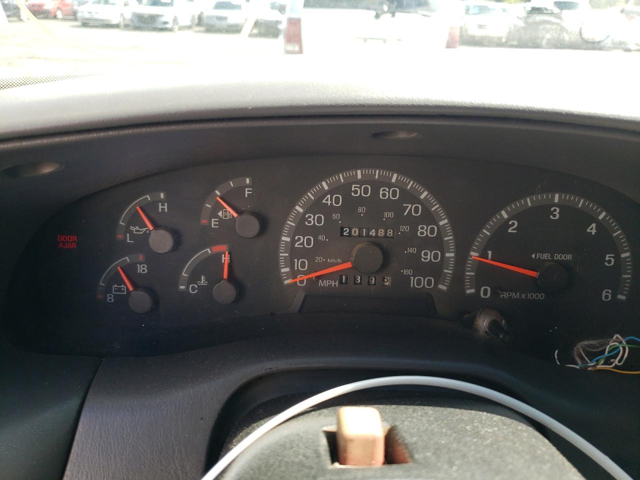 Photo 8 from auction – 1998 FORD F150 with VIN 1FTZX1765WKA34872