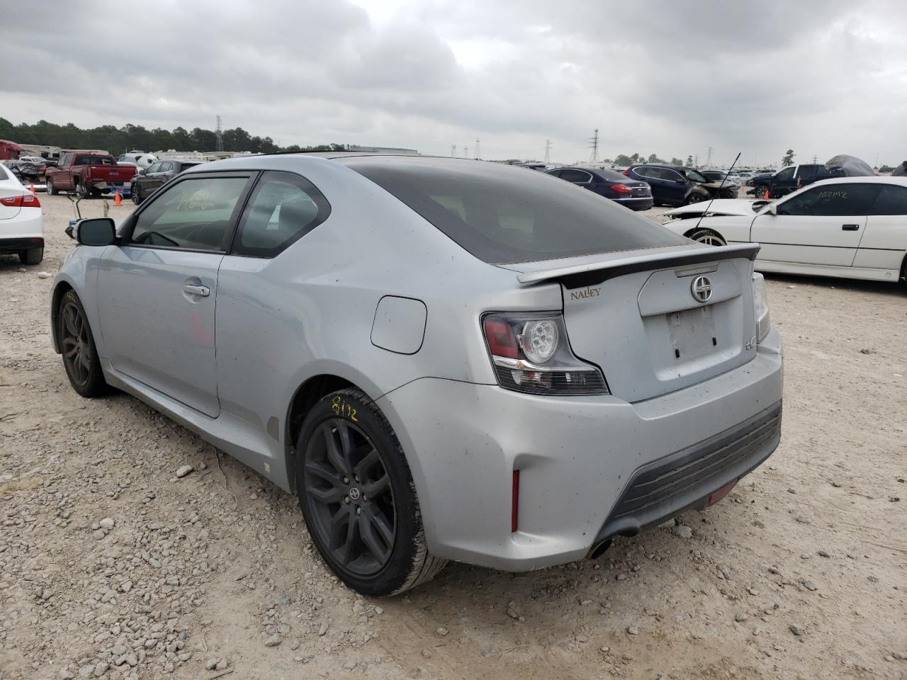 Photo 13 from auction – 2014 TOYOTA SCION TC with VIN JTKJF5C73E3068185