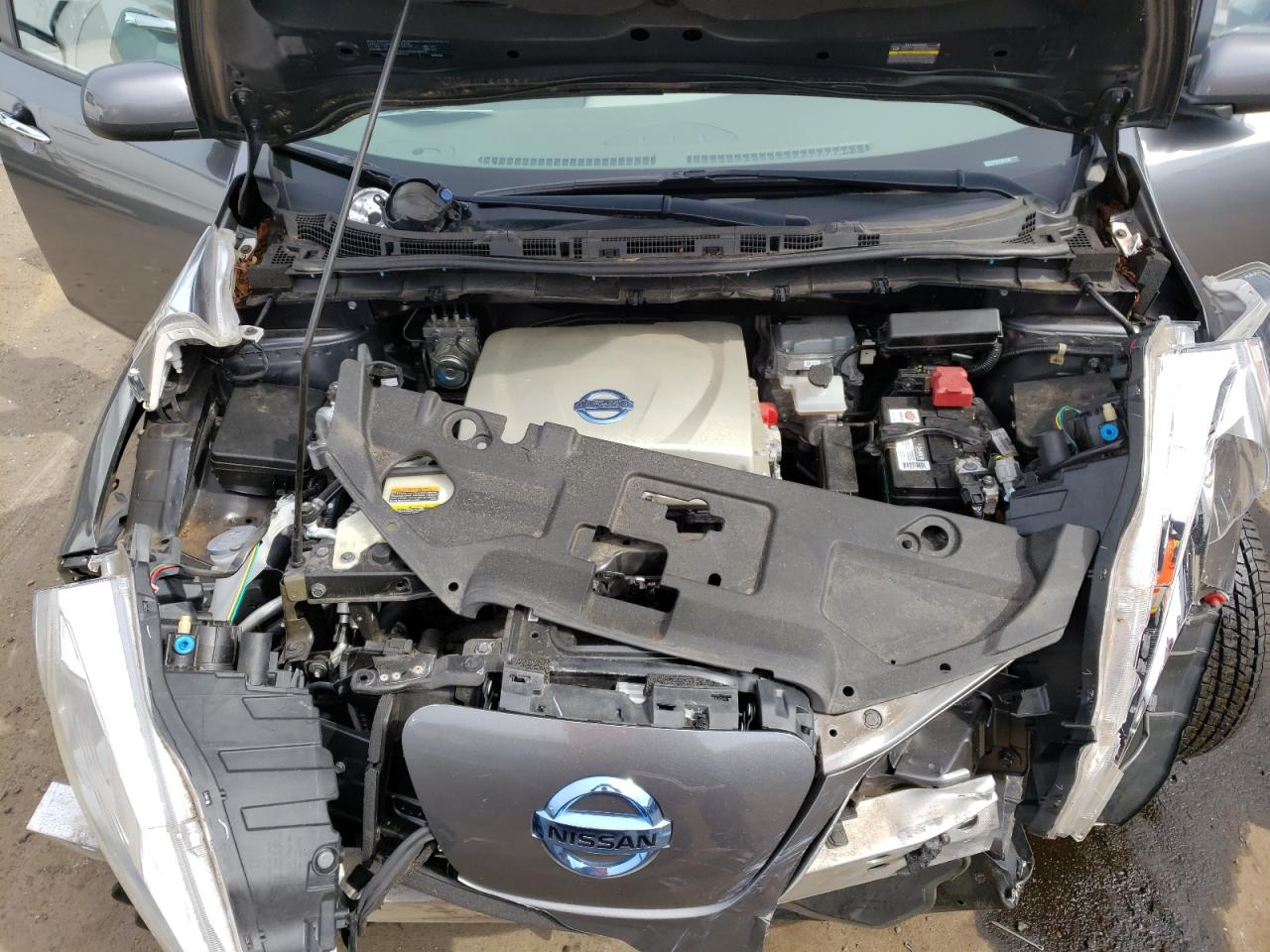 Photo 7 from auction – 2015 NISSAN LEAF S with VIN 1N4AZ0CP2FC301076