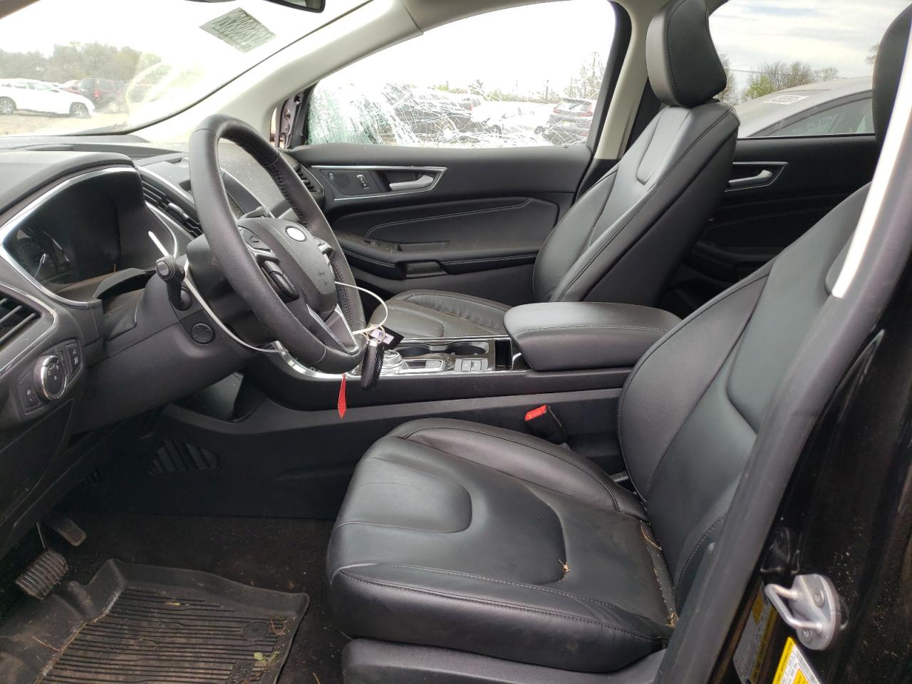 Photo 5 from auction – 2020 FORD EDGE TITAN with VIN 2FMPK4K9XLBB52300