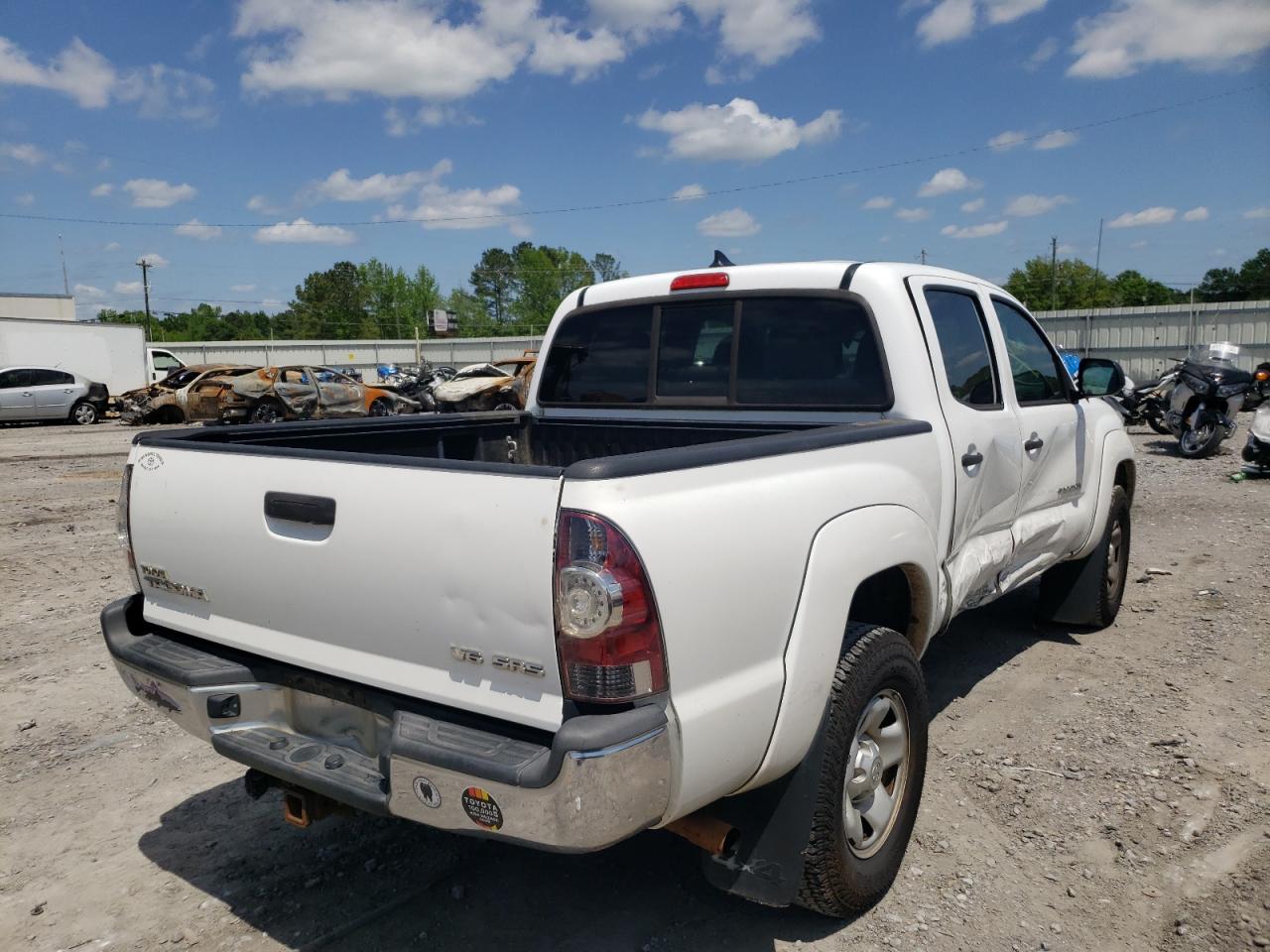 Photo 4 from auction – 2012 TOYOTA TACOMA DOU with VIN 3TMLU4EN3CM099881