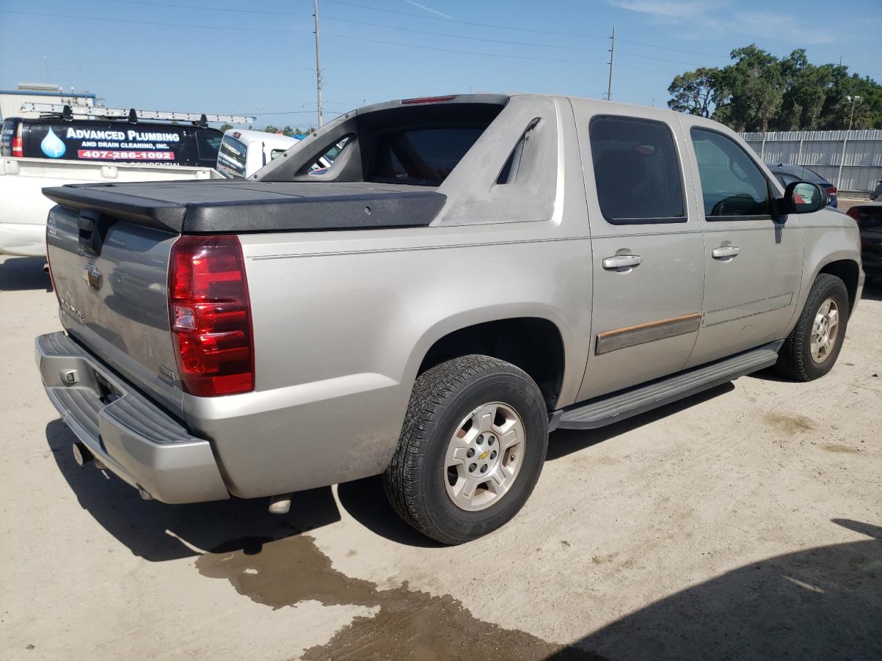 Photo 4 from auction – 2009 CHEVROLET AVALANCHE with VIN 3GNEC22019G230393