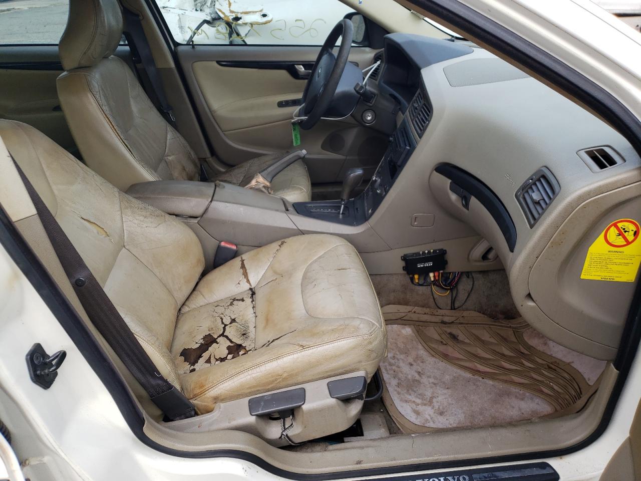 Photo 5 from auction – 2002 VOLVO S60 with VIN YV1RS61R322116635