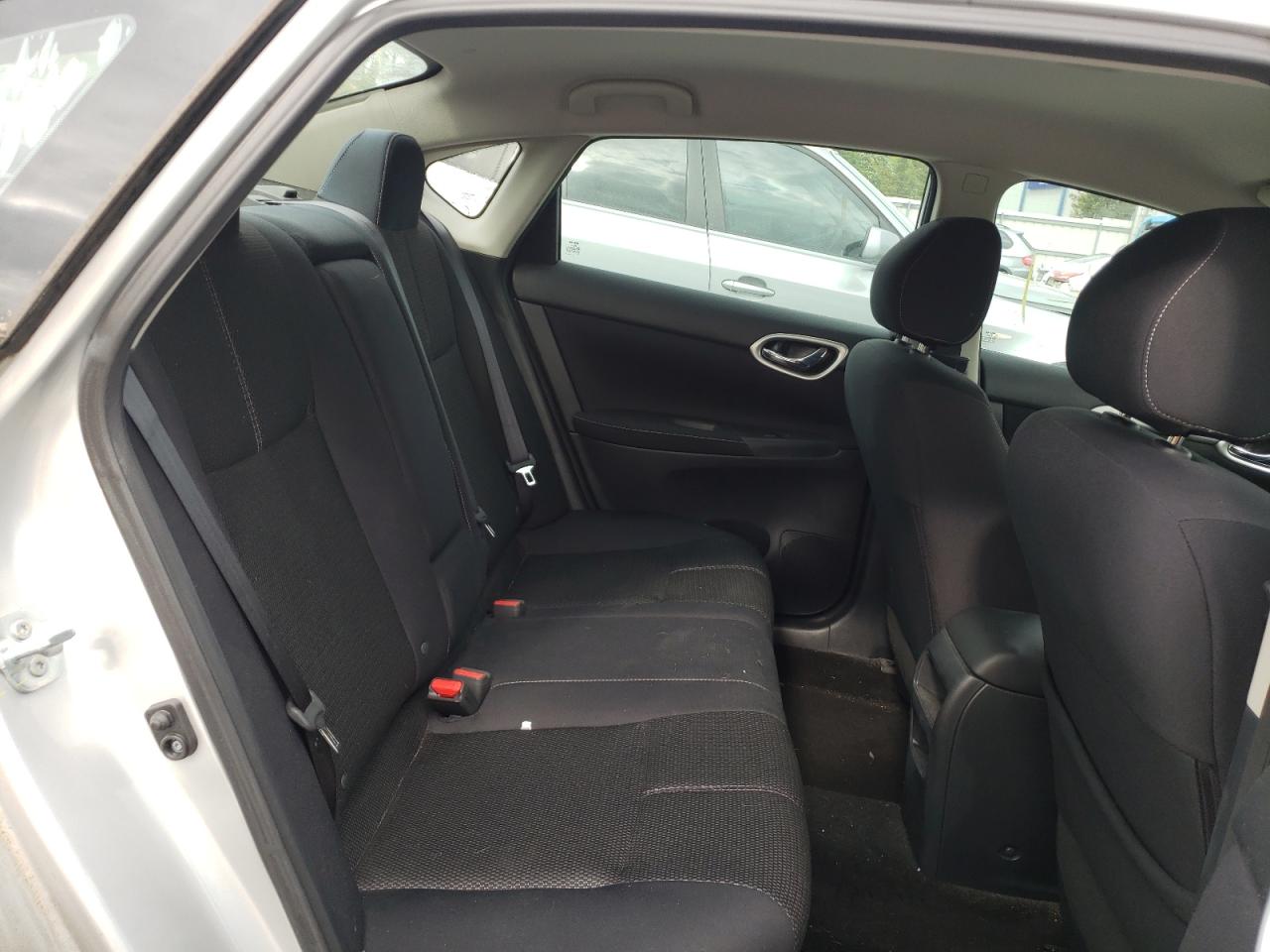 Photo 6 from auction – 2015 NISSAN SENTRA S with VIN 3N1AB7AP9FY312919