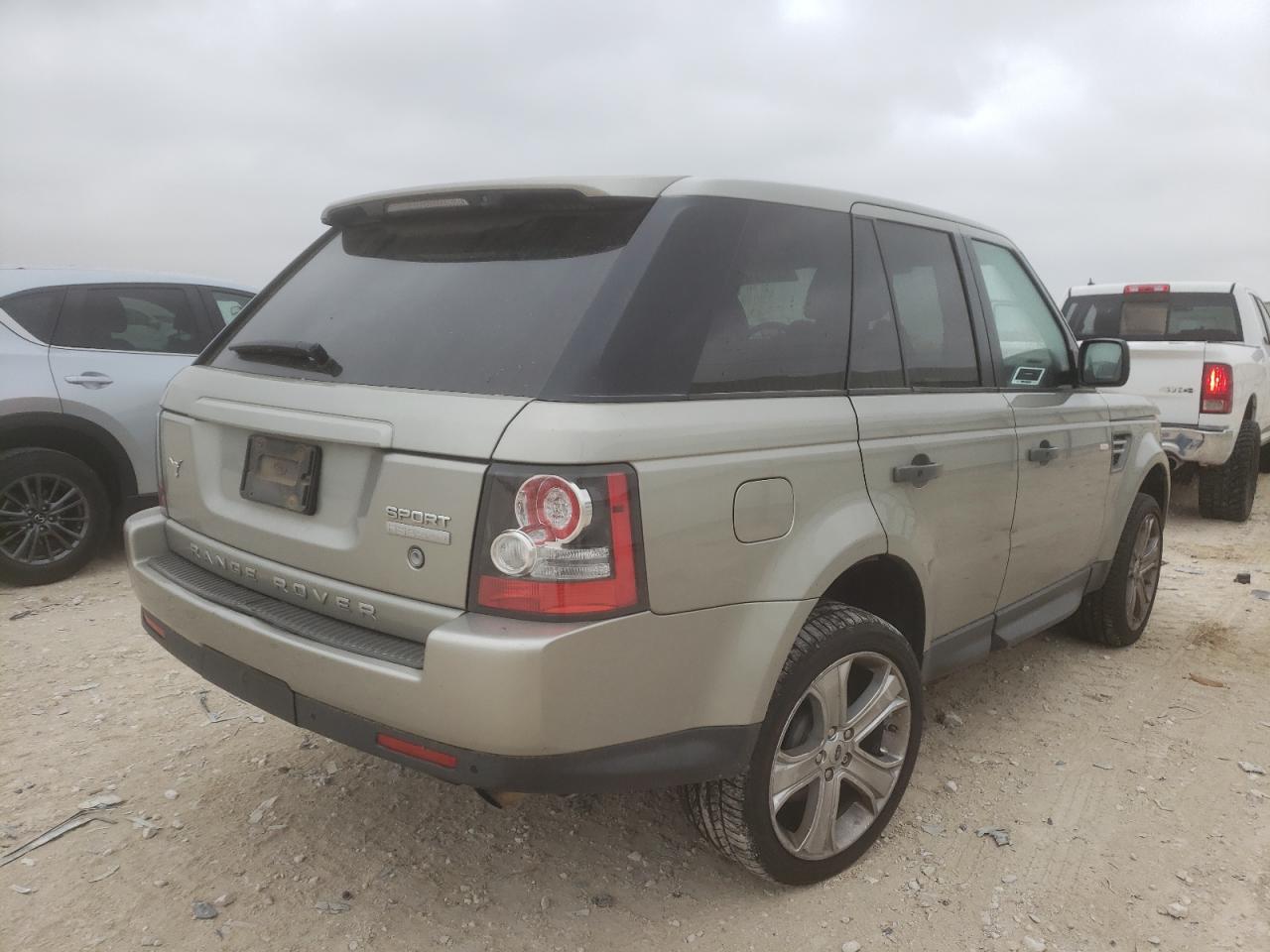 Photo 4 from auction – 2011 LAND ROVER RANGE ROVE with VIN SALSK2D46BA279990