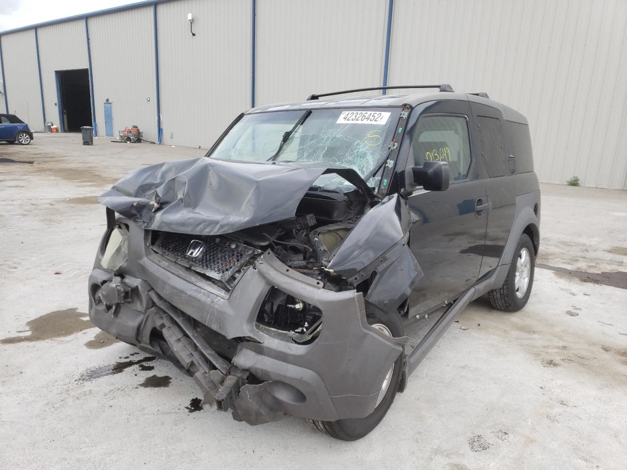 Photo 2 from auction – 2004 HONDA ELEMENT EX with VIN 5J6YH28644L026115