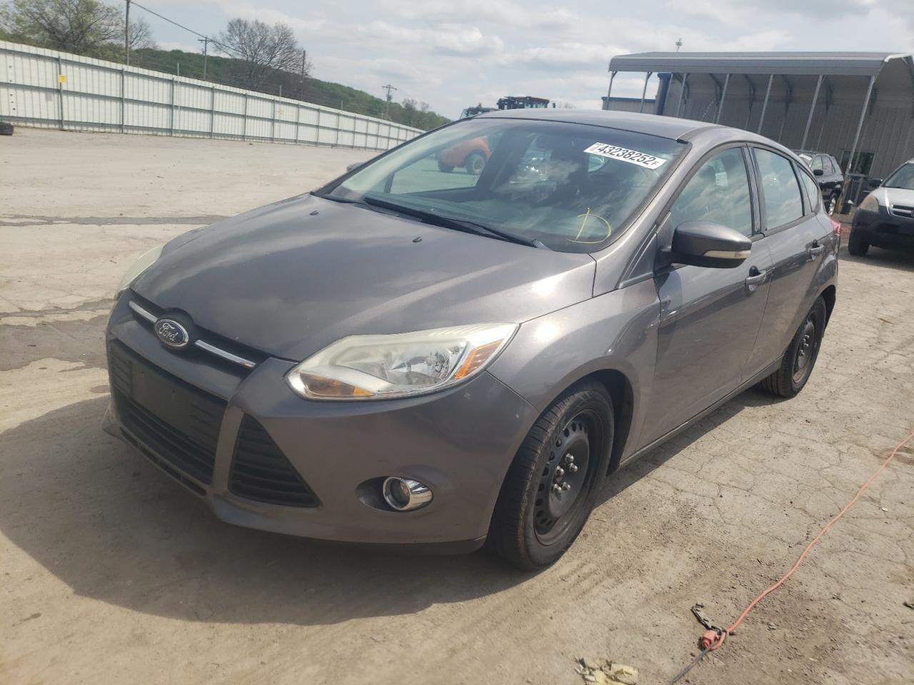 Photo 2 from auction – 2012 FORD FOCUS SE with VIN 1FAHP3K23CL241946