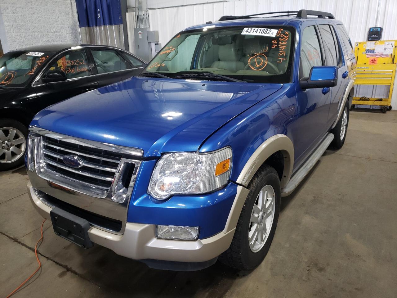 Photo 2 from auction – 2010 FORD EXPLORER E with VIN 1FMEU7EE0AUA35523