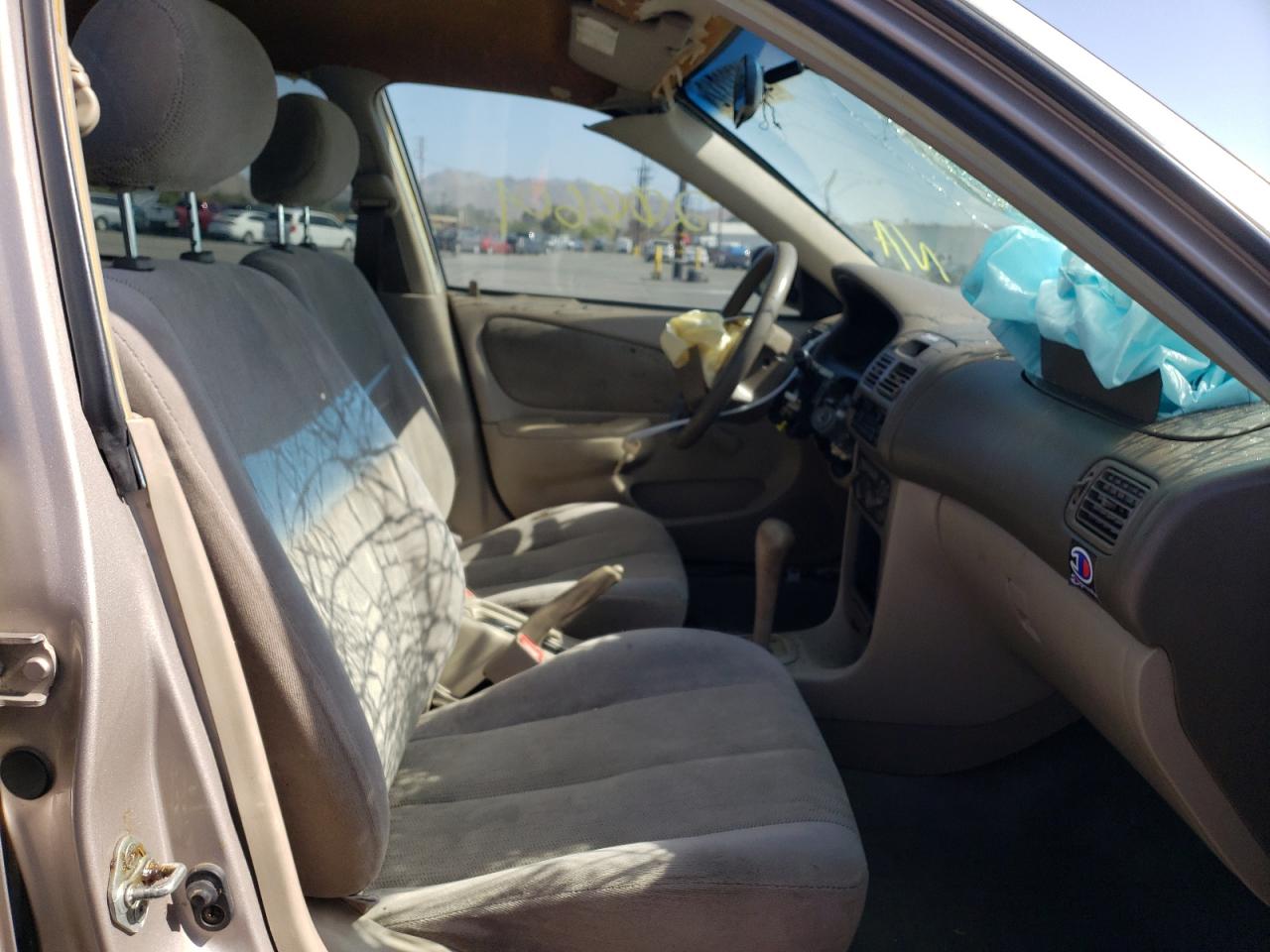 Photo 5 from auction – 2002 TOYOTA COROLLA CE with VIN 1NXBR12E22Z581537