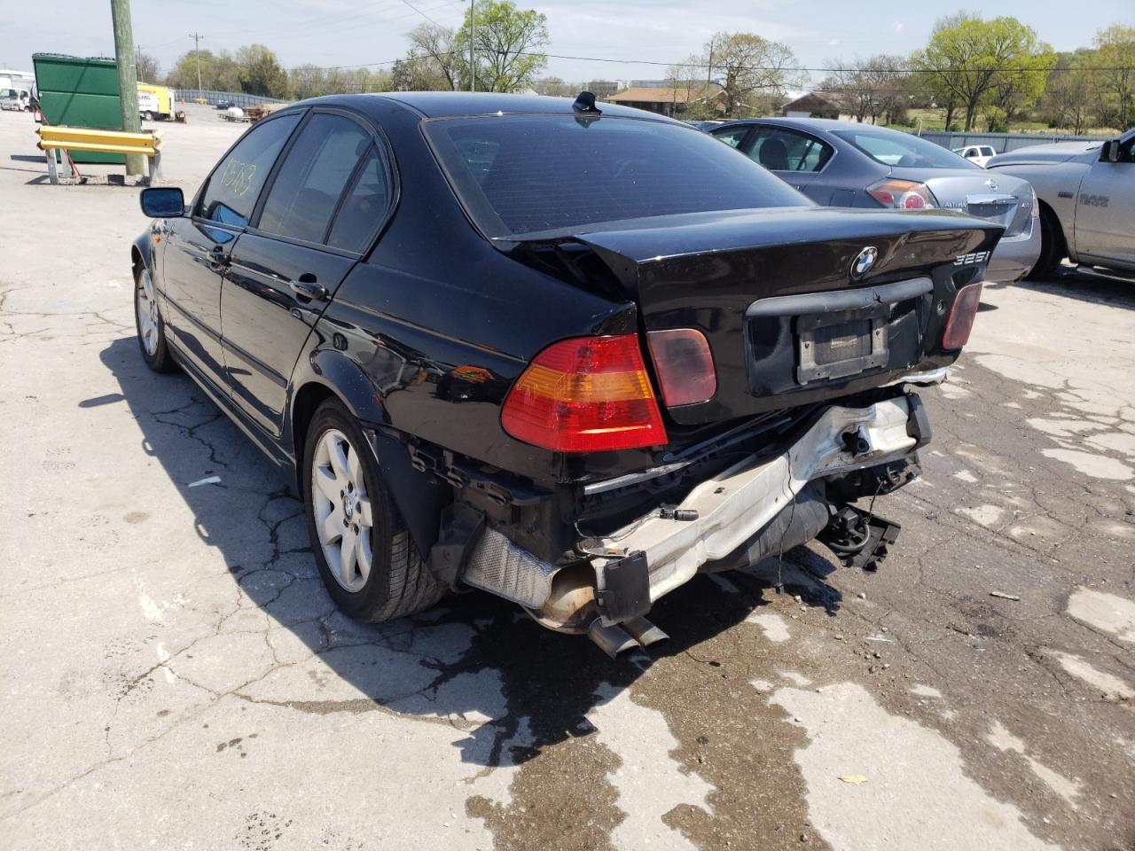 Photo 3 from auction – 2005 BMW 325 I with VIN WBAET37475NJ90345