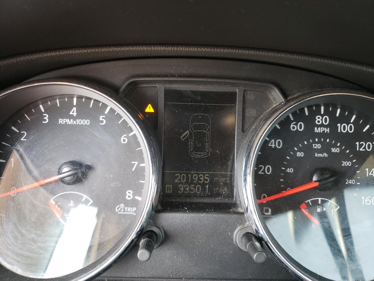Photo 8 from auction – 2012 NISSAN ROGUE S with VIN JN8AS5MT9CW613420