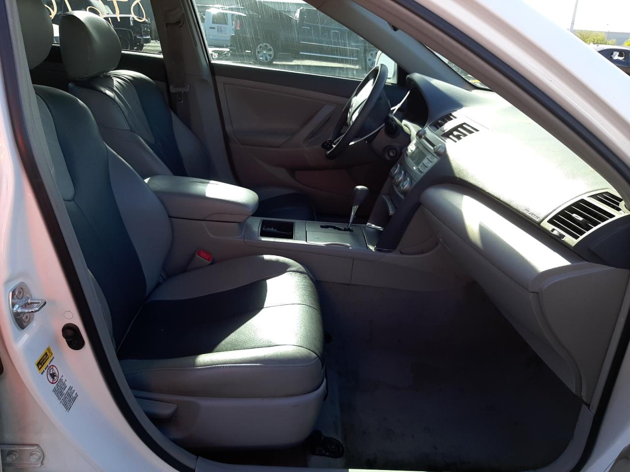 Photo 5 from auction – 2007 TOYOTA CAMRY CE with VIN 4T1BE46K37U722586