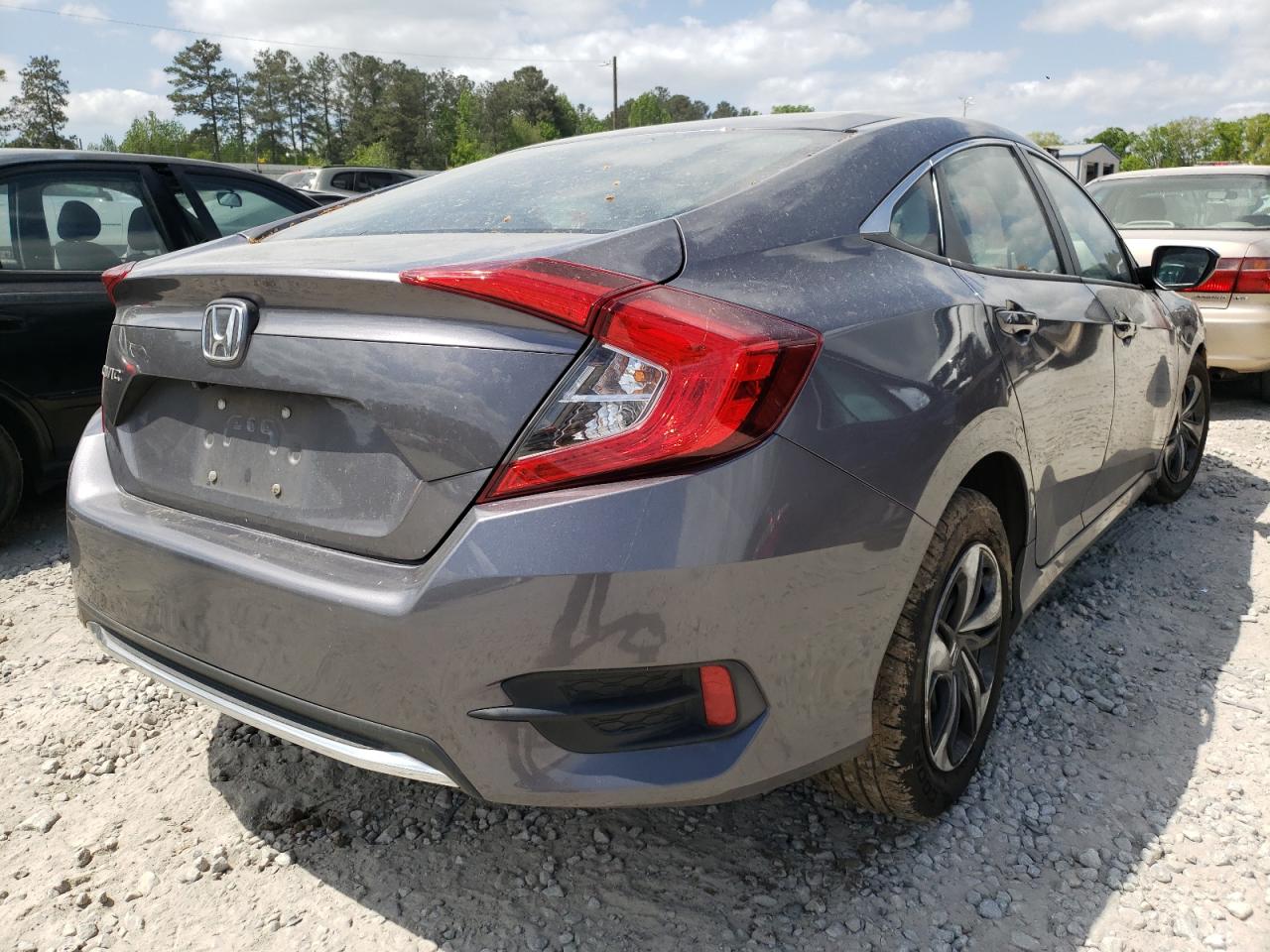 Photo 4 from auction – 2019 HONDA CIVIC LX with VIN 19XFC2F6XKE048396
