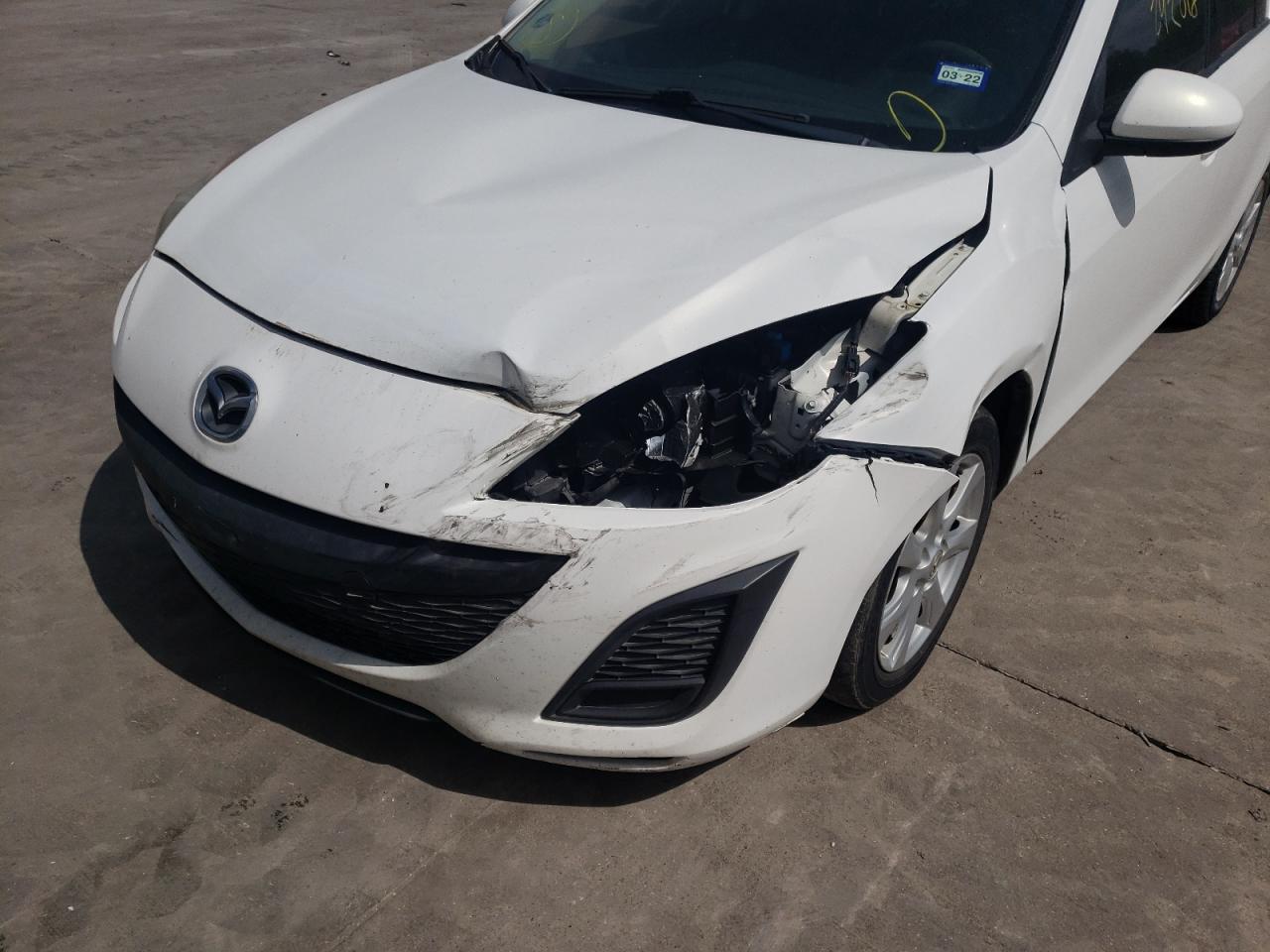 Photo 9 from auction – 2011 MAZDA 3 I with VIN JM1BL1VFXB1499048